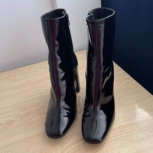 Steve Madden Shiny Black Heeled Boots